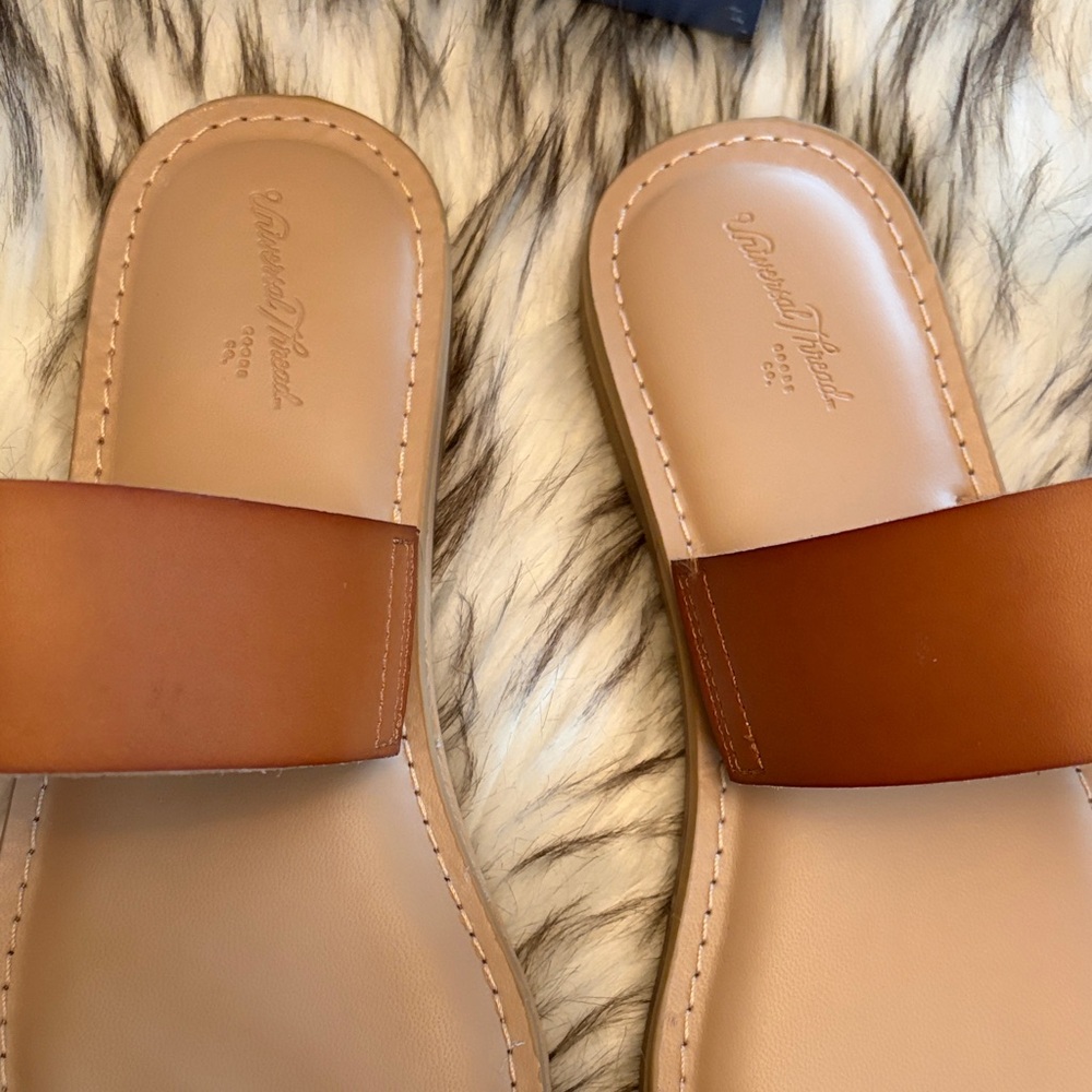Universal Thread Women's Brown Slide Juno Sandals size 6 - Picture 4 of 5